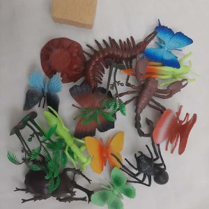 اسباب بازی فیگور دنیای حشرات 17 عددی خارجی