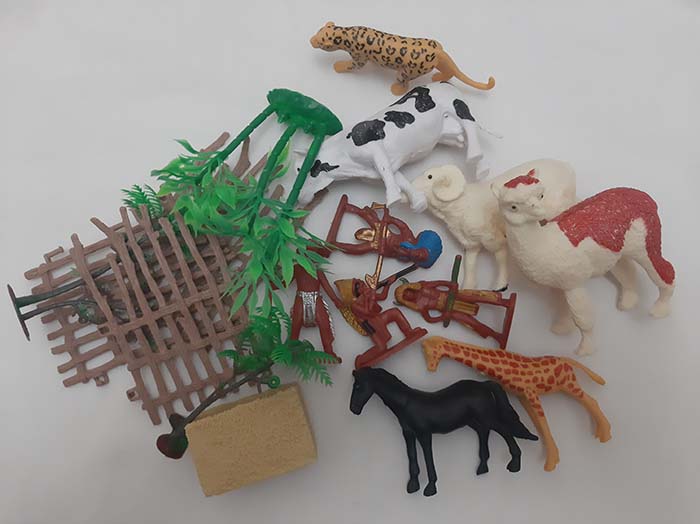 فیگور حیوانات و شکارچیان سرخپوست 17 عددی خارجی